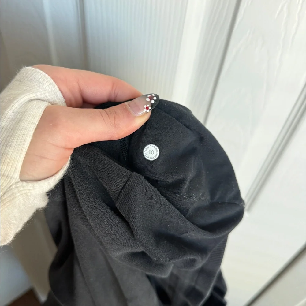 LULULEMON Scuba High-Rise Jogger Black Relaxed Oversized HR Pants W5CV9S Sz 10 - Picture 7 of 8
